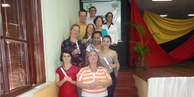 155 pessoas concluem diversos cursos no Centro de Geração de Renda de Camaquã