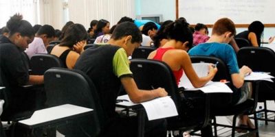 Mais de 1,5 milhão de pessoas vão fazer exame que certifica conclusão de estudos