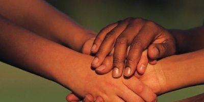 Pesquisa revela que brasileiro é generoso e doa para se sentir bem
