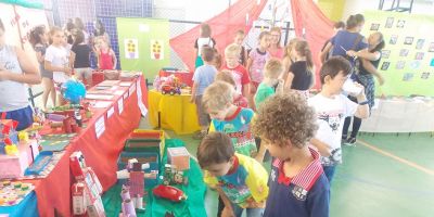 Escola Alfredo Jacobsen de Camaquã realiza Feira de Conhecimentos e Mostra de Trabalho