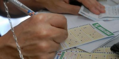 Mega-Sena acumula e próximo sorteio deve pagar R$ 50 milhões