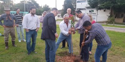 Pré-candidato ao governo do RS, Jairo Jorge percorre a Região Centro Sul