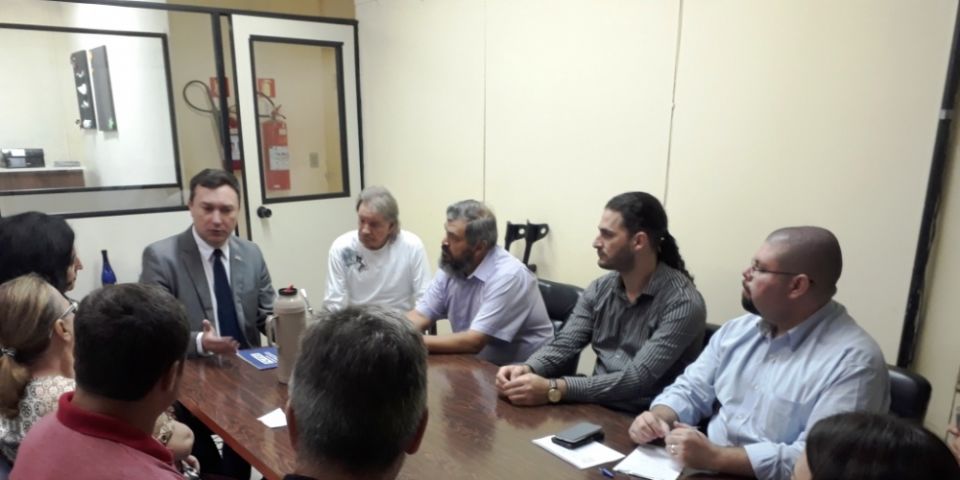 Sine de Camaquã recebe visita do diretor-administrativo da FGTAS