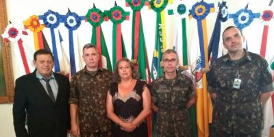 Camaquã recebe Diploma “Secretário Padrão 2017”