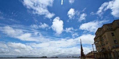Primeira sexta-feira do verão será marcada pelo calor no RS
