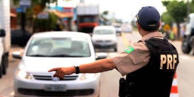 PRF registra 60 acidentes e aplica 2,6 mil multas durante o feriado de Natal