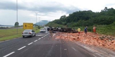 Feriadão de Natal tem 12 mortes e 96 feridos em acidentes em rodovias no RS