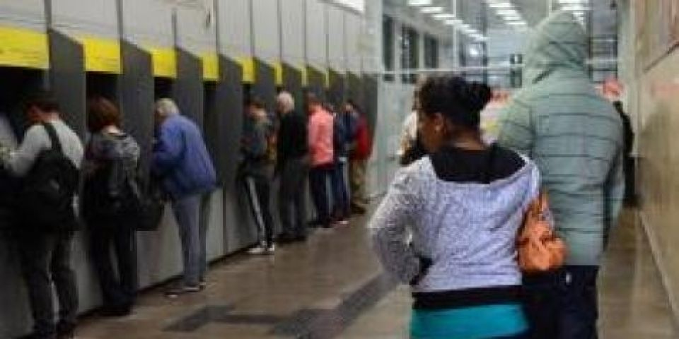 Novas regras para saque acima de R$ 50 mil entram em vigor nesta quarta