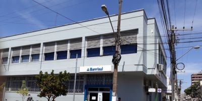 Agências bancárias fecham amanhã (29) e reabrem terça-feira (2)