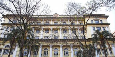 Estado do RS credita faixa de até R$ 2 mil para servidores nesta quinta-feira