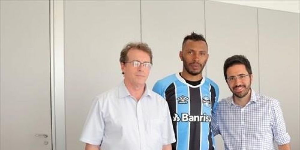 Grêmio confirma contratação de Paulo Miranda até 2020