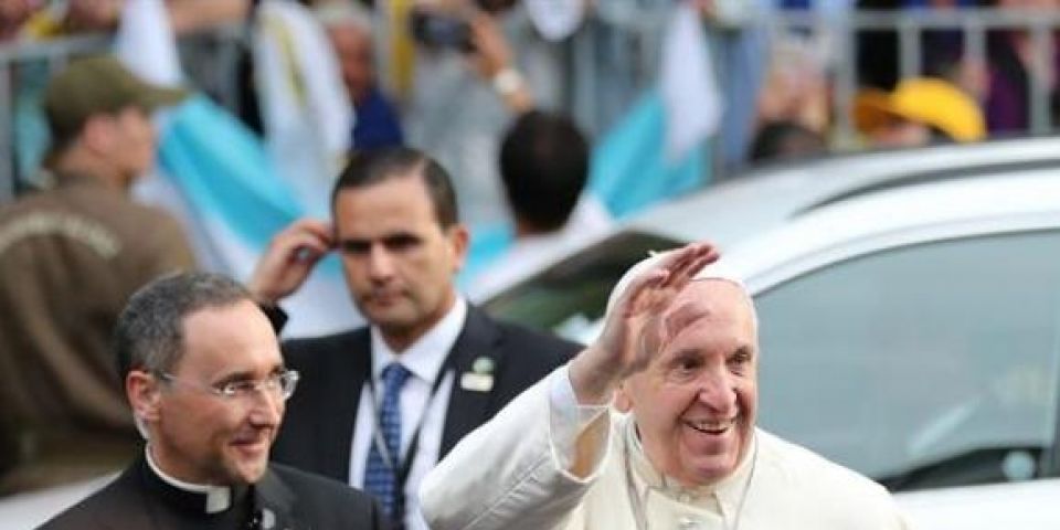 MUNDO: Papa Francisco chega ao Chile para visita de Estado de três dias