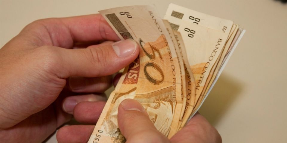 Abono Salarial 2016 ainda tem R$ 9,84 bilhões para 13 milhões de trabalhadores