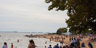 Apesar do fim de tarde nublado, SLS teve sábado de praias movimentas