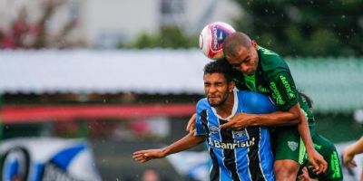 Grêmio perde para o Avenida e entra na zona de rebaixamento do Gauchão