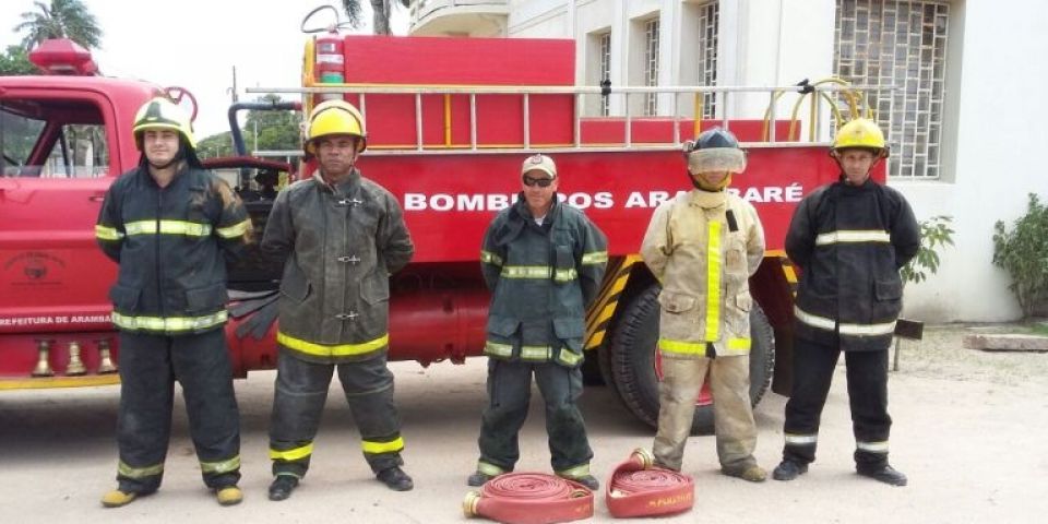 Bombeiros civis de Arambaré fazem treinamento com equipamentos recém doados