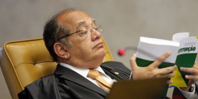 Mesmo possuindo 2 imóveis em Brasília, ministro do STF Gilmar Mendes mora em uma casa cedida pela Corte