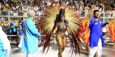 Águia de Ouro vence o carnaval de São Paulo pelo Grupo de Acesso