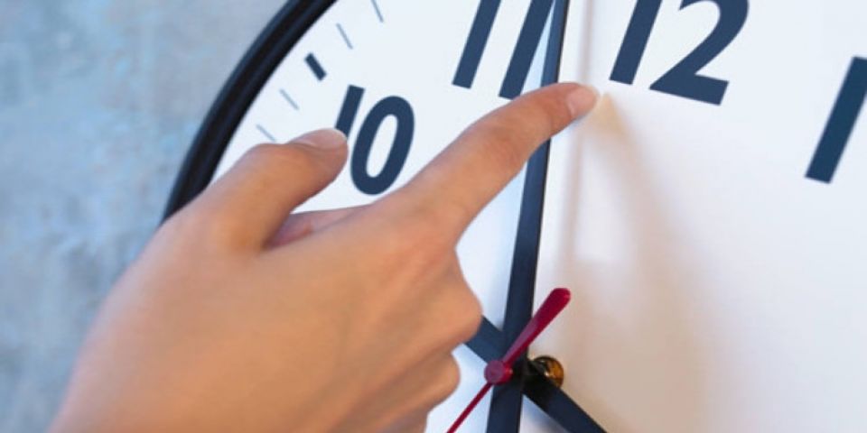 Horário de verão termina no sábado; atrase seu relógio em uma hora
