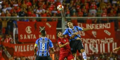 Grêmio sai na frente, mas empata com o Independiente pela Recopa