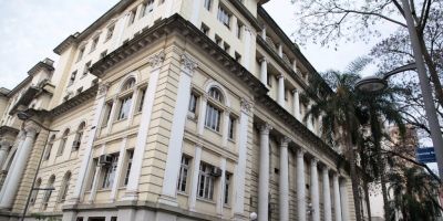 Servidor do executivo gaúcho com líquido de até R$ 1,2 mil recebe nesta quarta