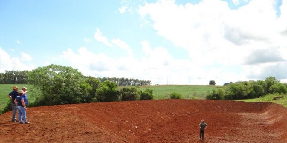 Reunião entre governos municipal e estadual trata sobre construção de açudes em Camaquã