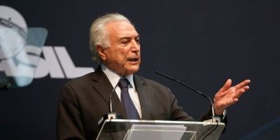 Temer anuncia plano de ajuda financeira para reequipar polícia nos estados