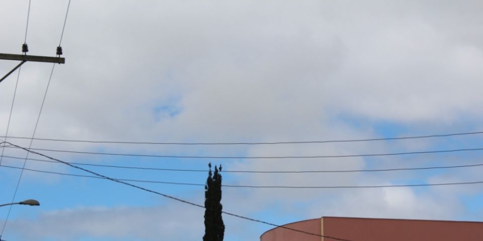 Semana começa quente, mas com risco de chuva no RS