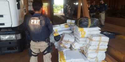 PRF apreende 1,5 tonelada de maconha no Paraná