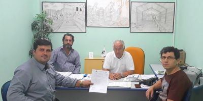 Reunião trata de projetos de logística reversa e educação ambiental em Camaquã