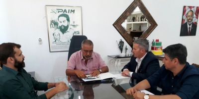 Senador visita Instituto Federal em Camaquã 