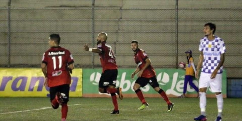 Brasil e São José decidem hoje primeiro finalista do Gauchão