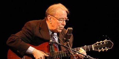 Filha de João Gilberto pede à Justiça que apartamento do pai seja arrombado