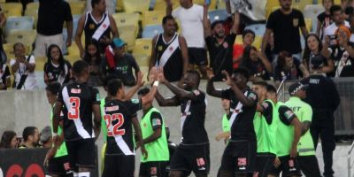 Vasco vence Fluminense por 3 a 2 e decidirá campeonato com o Botafogo