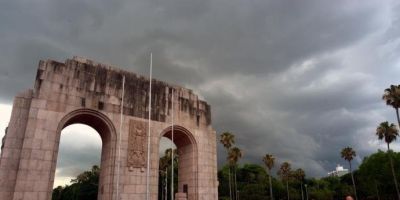 Segunda-feira será de intensa nebulosidade na maioria das regiões do RS