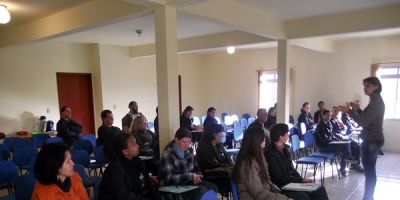 Agentes comunitários de Saúde recebem capacitação para assumir postos em Cristal