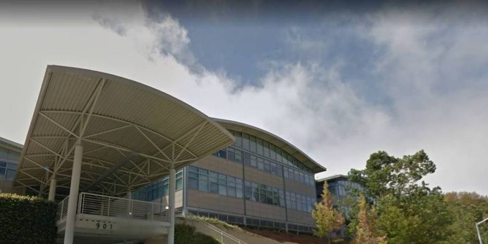 Mulher invade sede do YouTube nos EUA, fere 4 pessoas e comete suicídio