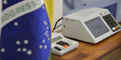 Termina na sexta-feira prazo para janela de troca partidária