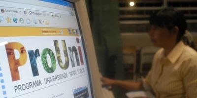 Termina hoje prazo de inscrição para bolsas remanescentes do Prouni