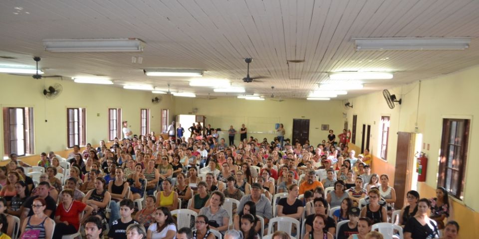 Ocorreu na quinta a aula inaugural dos Cursos do Centro de Geração de Renda de Camaquã 