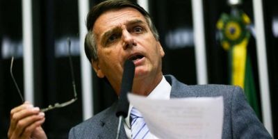 PGR denuncia deputado Jair Bolsonaro ao Supremo por crime de racismo