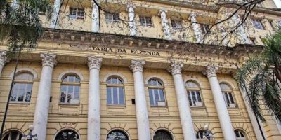 Governo do RS paga salários de até R$ 4,5 mil na próxima segunda-feira