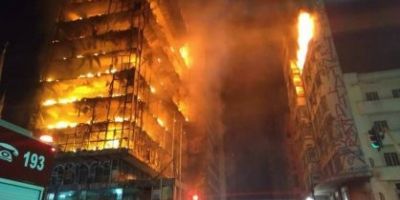 Temer visita prédio incendiado em SP e diz que famílias terão apoio