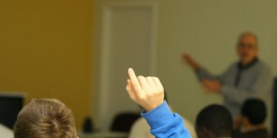 Pós em Epidemiologia da UFPel seleciona professor visitante brasileiro ou estrangeiro