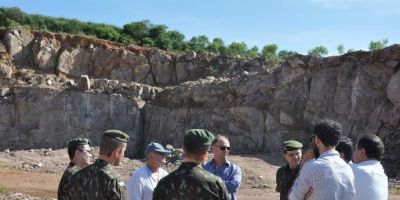 Exército vistoria lotes de obras da BR-116