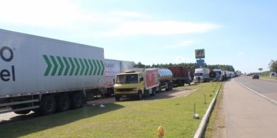 Governo Federal faz reunião para discutir greve de caminhoneiros
