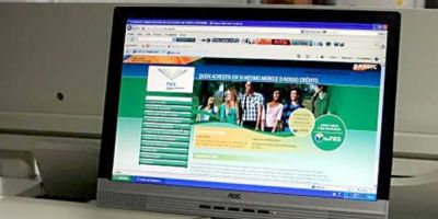 Estudantes têm até amanhã para renovar contratos do Fies