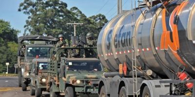 Governo do RS aposta em "corredores de segurança" para desobstruir rodovias