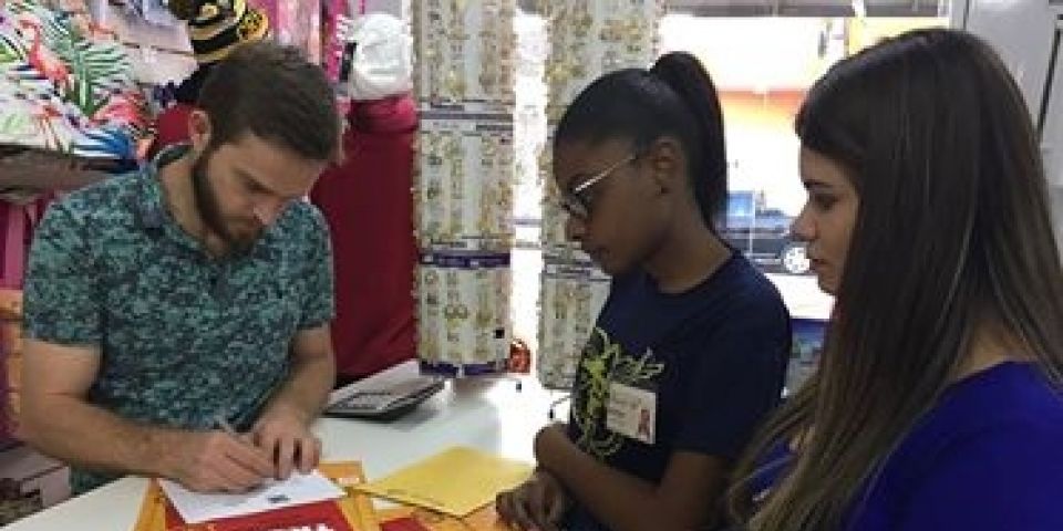 FOTOS: seu comércio precisa de moedas? Projeto Busca Troco está em andamento em Camaquã