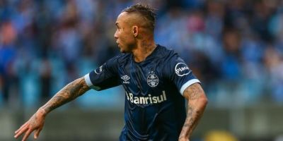 Grêmio vence o América-MG com gol de Everton e volta ao G4